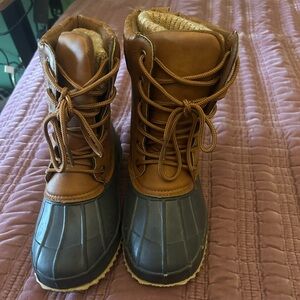 Torrid winter boot size 6